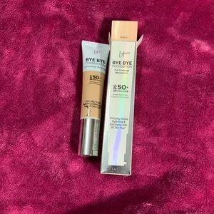 It Bye Bye Foundation Full Coverage Moisturizer in Medium Shade